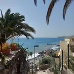 Private Sunny Terrace - Secure Bike Or Board Lockup *
