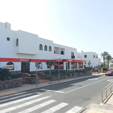 Private Sunny Terrace - Secure Bike Or Board Lockup 公寓