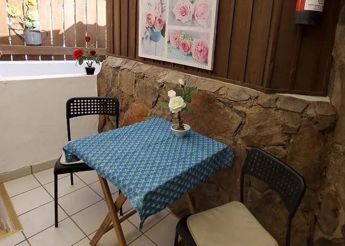 公寓 Private Sunny Terrace - Secure Bike Or Board Lockup